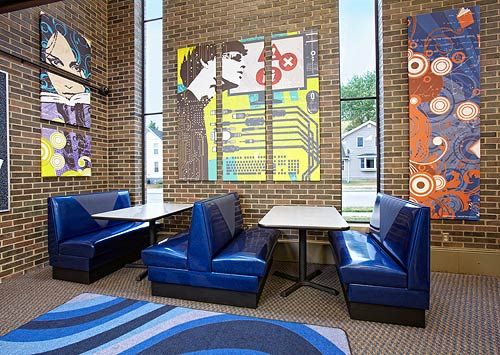 via: Demco Interiors