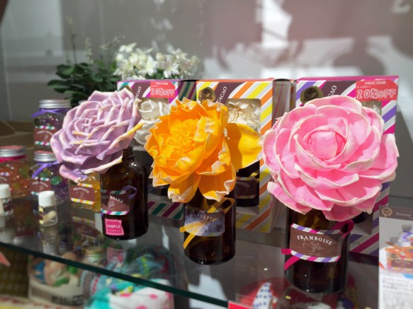 雑貨屋 おしゃれ 可愛い ディフューザー お花 カラフル インテリア Skips! LIVINGHOUSE nordico セール 雑貨屋 おしゃれ 可愛い ディフューザー お花 カラフル インテリア Skips! LIVINGHOUSE nordico セール