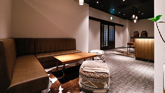 ワシントンホテル本館2階 THE HUB
