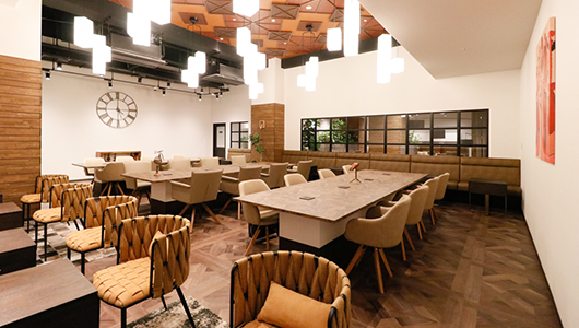 ワシントンホテル本館2階 THE HUB