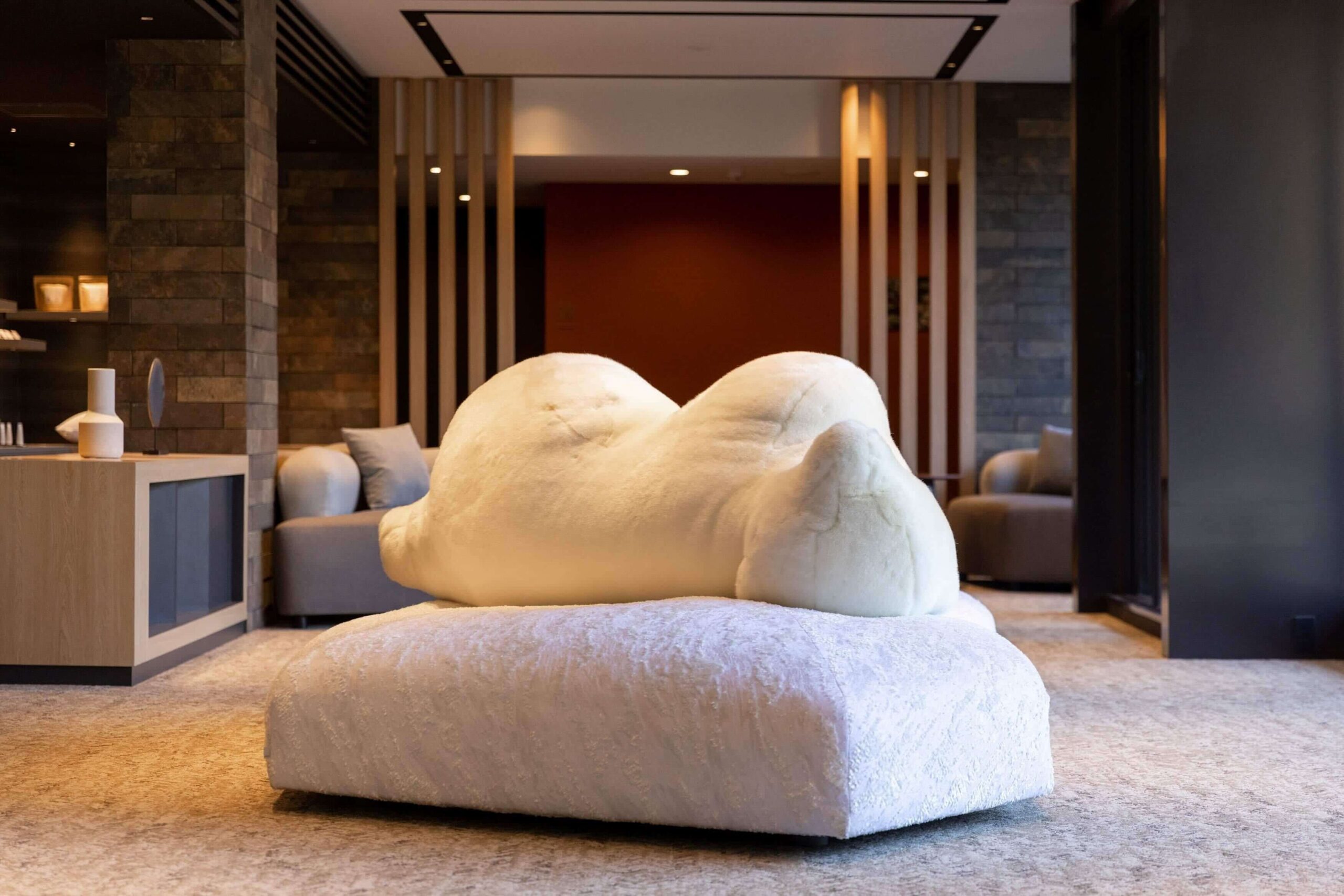 スモールラグジュアリーホテル「仙石原古今」にEdraの家具が設置