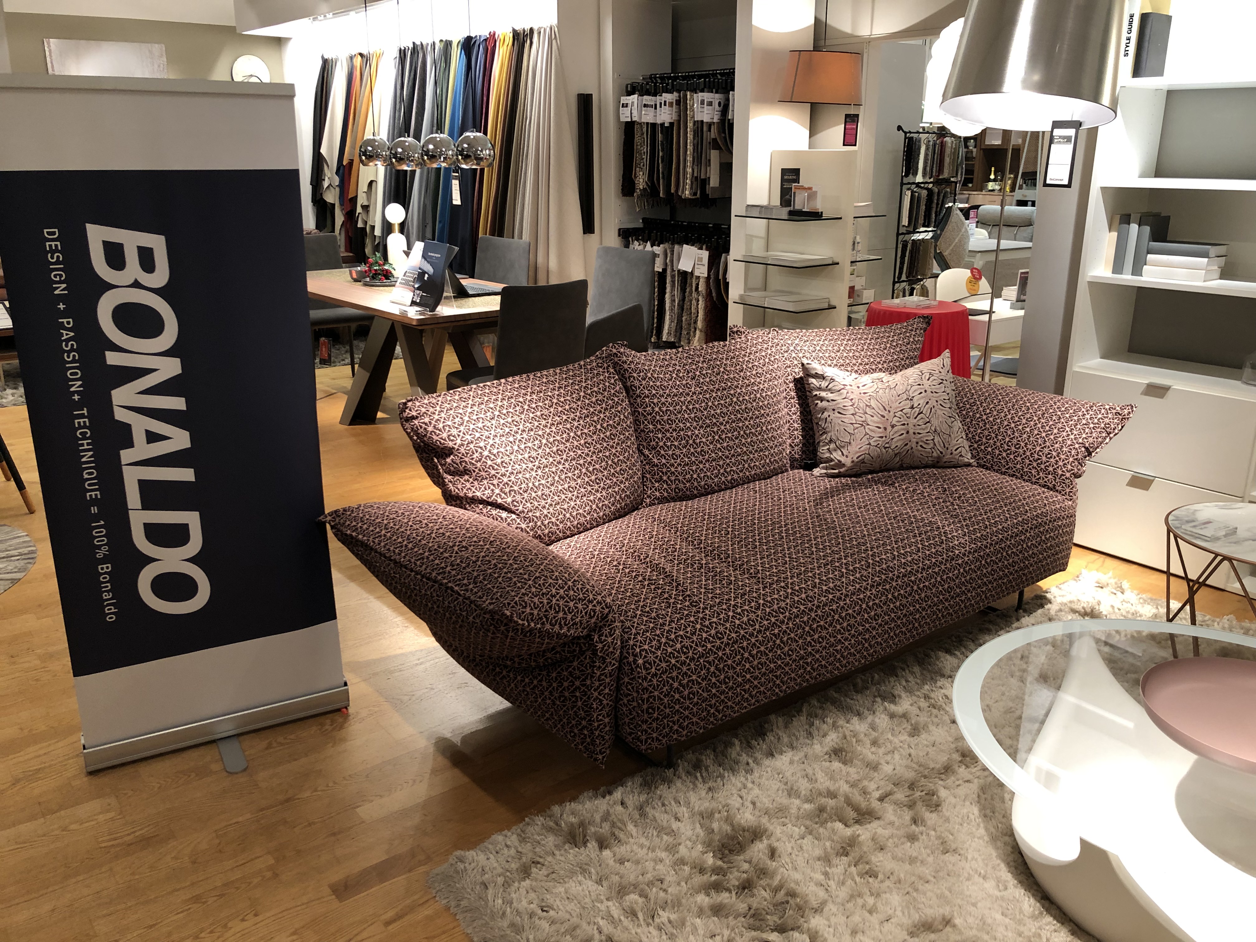 イタリアから来たおしゃれソファ！【BONALDO】 ｜ リビングハウス企業