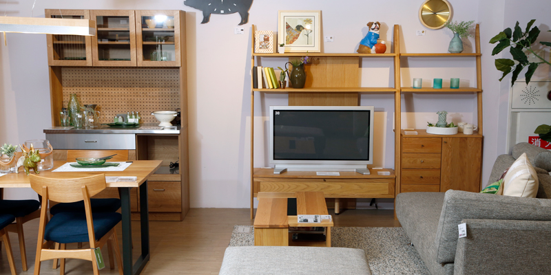 LIVING HOUSE. 堀江店 リビングハウス インテリア 家具