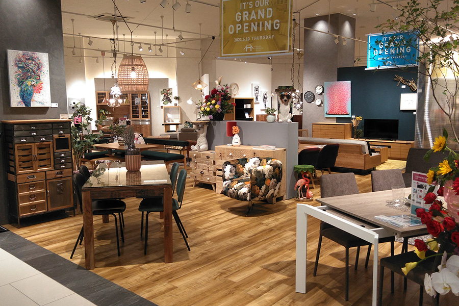 LIVING HOUSE.和歌山店